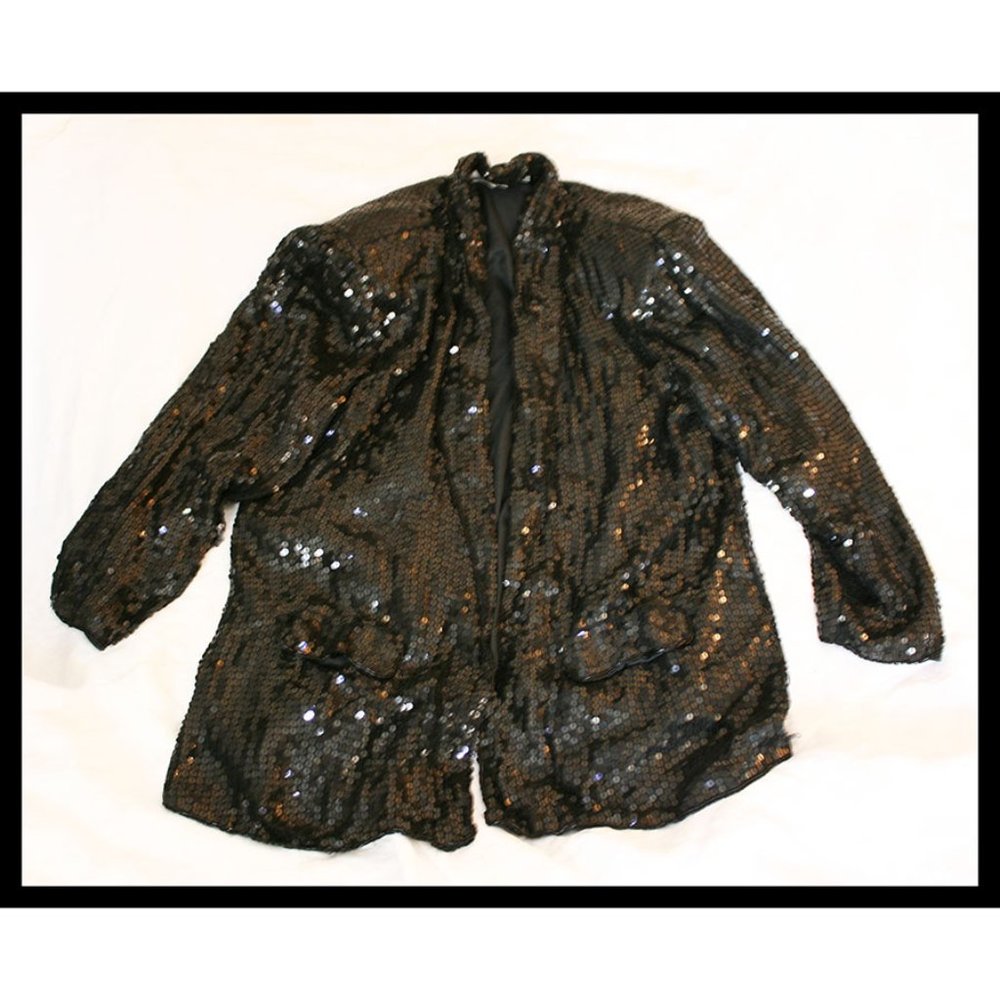 vintage black sequin camisole top by Amor - Made in India 100% silk - Size XL?